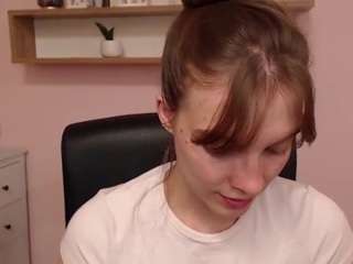 onexkenzie live webcam show