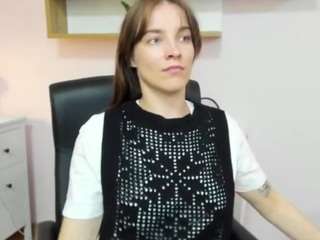 Onexkenzie's cam show statistics and live stream
