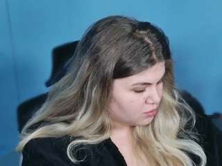 allybabyy's CamSoda show and profile