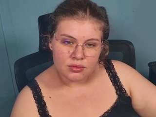 Live cam show with Ally