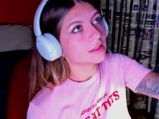  emmaa-hostt chat room