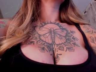 emmaa-hostt