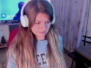 emmaa-hostt