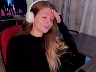 emmaa-hostt