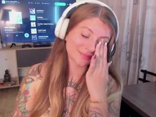 Emma live webcam show