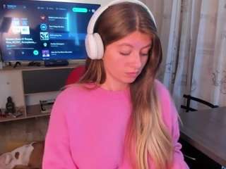 emmaa-hostt