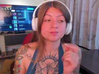 emmaa-hostt's live room