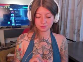emmaa-hostt
