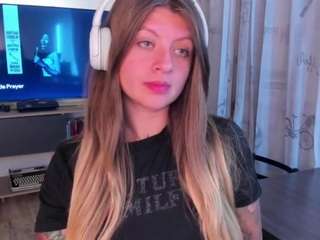 emmaa-hostt