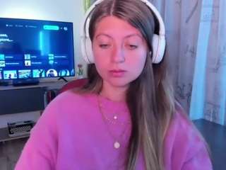 emmaa-hostt