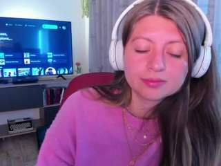 emmaa-hostt