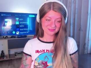 emmaa-hostt