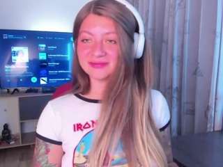 emmaa-hostt
