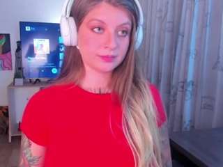 emmaa-hostt