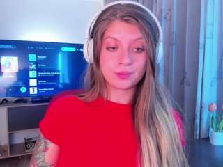 emmaa-hostt