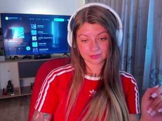 emmaa-hostt