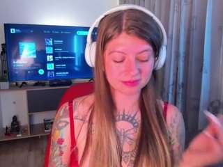 emmaa-hostt