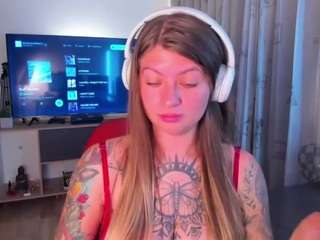 emmaa-hostt