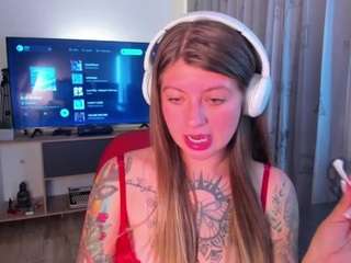 emmaa-hostt