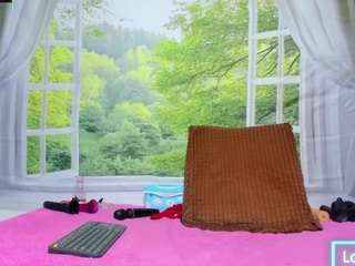 nikol32, female webcam model,  years old, on live webcam