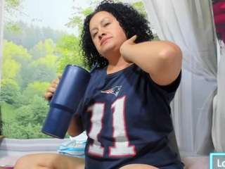 nikol32 live webcam show