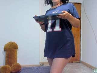 nikol32 live webcam show