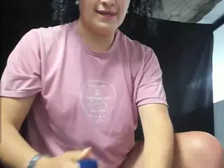nikol32's Live Sex Cam Show