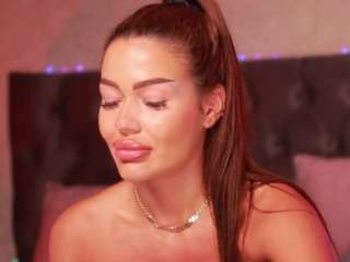sellenasky Live Webcam on CamSoda
