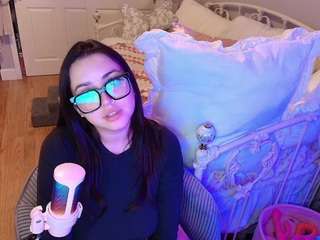 Live cam show with Lydia Love