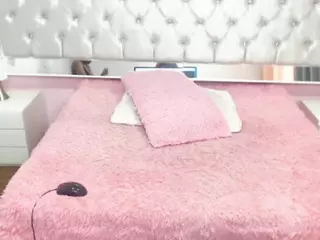 sasha-bankss's Live Sex Cam Show