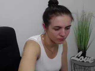 trinitytorez's Live Sex Cam Show
