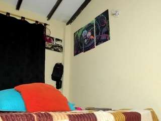 torygrey's CamSoda show and profile