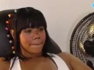 jessiemachado's live room