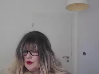 Mandyhugetits's Live Sex Cam Show