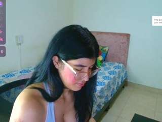 catalina-santanna's CamSoda show and profile