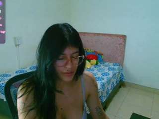 catalina-santanna's CamSoda show and profile