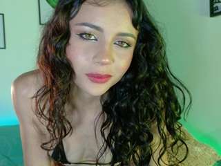 deviildoll webcam model