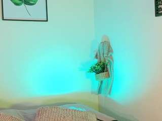 deviildoll Live Webcam on CamSoda