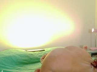 Deviil Doll live webcam show