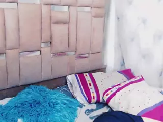 johanadoll69's Live Sex Cam Show