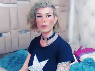 johanadoll69's Live Sex Cam Show