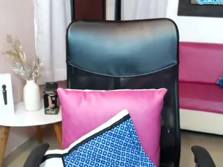 PetiteeDoll's Live Sex Cam Show