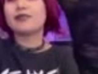 waitingcloudload468 webcam model