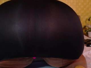 Live cam show with Naomhy