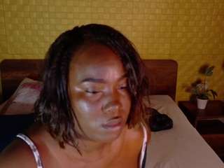 naomhy Sex Cam Show