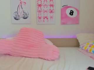 bbygirlzoe Live Webcam on CamSoda