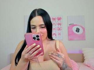 bbygirlzoe webcam model