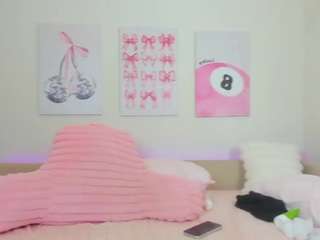 bbygirlzoe webcam