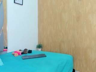 conniee-manuela Live Webcam on CamSoda