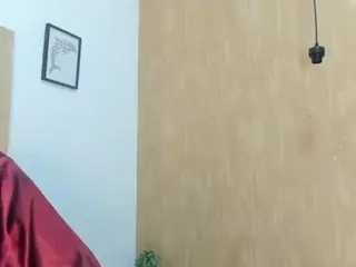 Conniee Manuela's Live Sex Cam Show